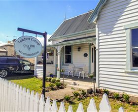Lambert Cottage Accommodation - Southport Accommodation 0