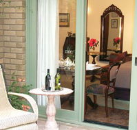 Forlonge Bed  Breakfast - Southport Accommodation