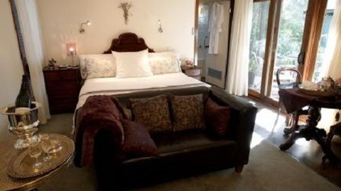 Forlonge Bed & Breakfast - Accommodation Southport 1
