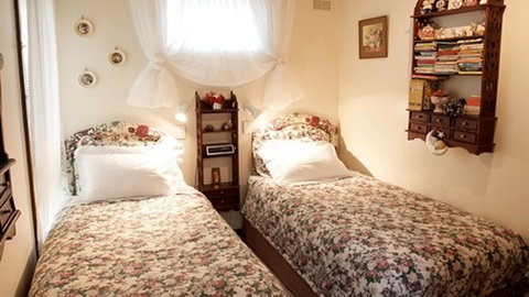 Forlonge Bed & Breakfast - Accommodation Southport 5