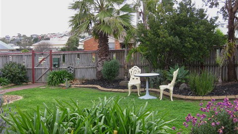 Bells By The Beach Holiday House Ocean Grove - Accommodation Southport 6