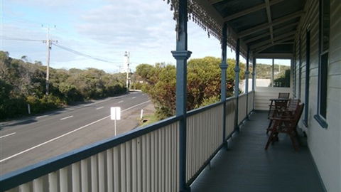 Point Lonsdale Guest House - Southport Accommodation 1