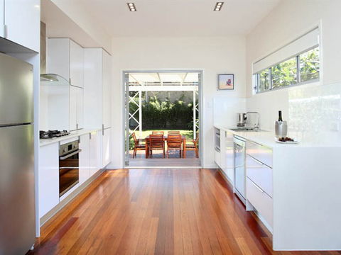 Corporate Beach House - Accommodation Southport 1