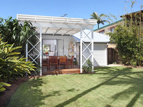 Corporate Beach House - Accommodation Southport 0