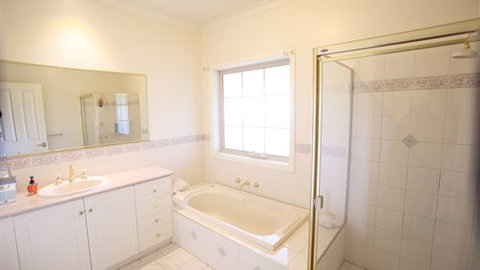 Farm Accommodation - Accommodation Southport 7