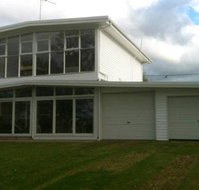 28 Graham Ave - Southport Accommodation