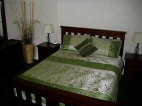 Cotton Palm Cottage - Accommodation Southport 1