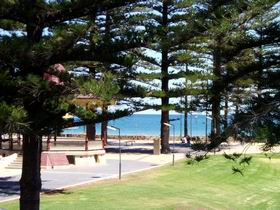 Grandview House Apartments - Glenelg - Accommodation Southport 2