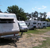 Canberra Carotel Motel  Caravan Park - Southport Accommodation