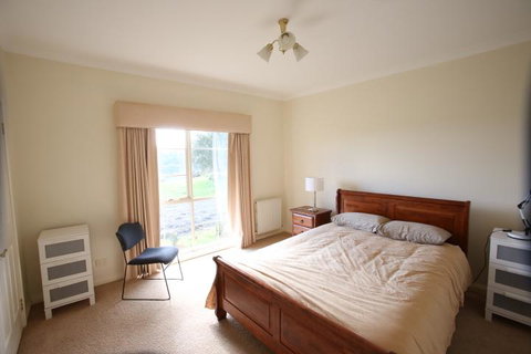 Farm Accommodation - Accommodation Southport 9