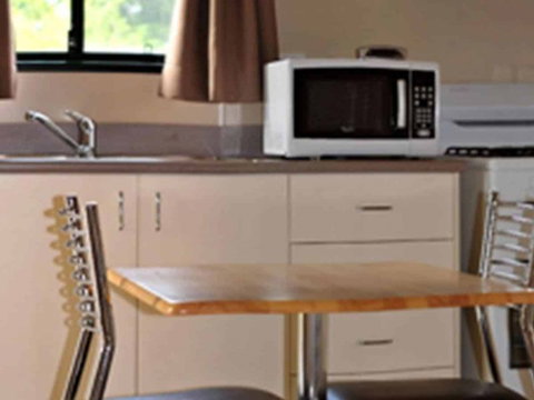 Ipswich Caravan Village - Southport Accommodation 0