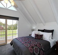 Creek Cottage Bed  Breakfast - Southport Accommodation