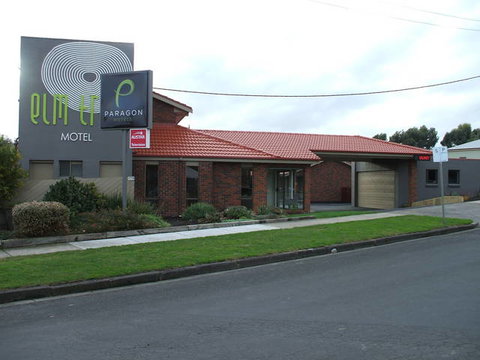 Elm Tree Motel - Accommodation Southport 0