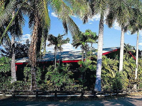 Kakadu Lodge & Caravan Park - Southport Accommodation 1