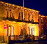 Macquarie Manor - Southport Accommodation