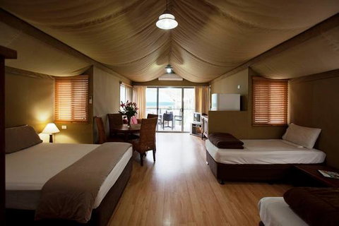 NRMA Ocean Beach Holiday Park - Accommodation Southport 4