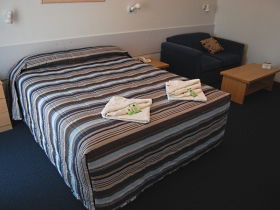 BEST WESTERN Bass And Flinders Motor Inn - Southport Accommodation 0