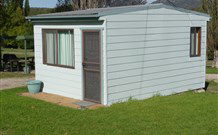Bendemeer Tourist Park - Southport Accommodation 4