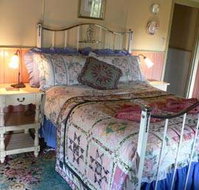 The Witches Garden - Cottage on the Creek - Southport Accommodation