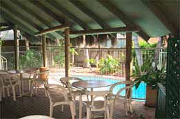 Settlers Inn - Southport Accommodation 0