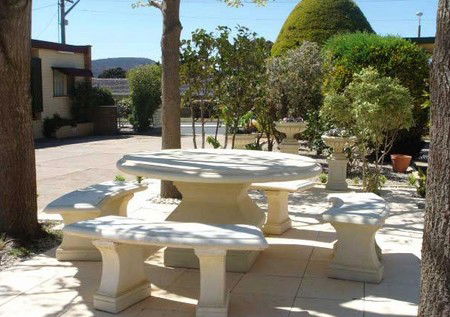 Hillview Motel - Accommodation Southport 2