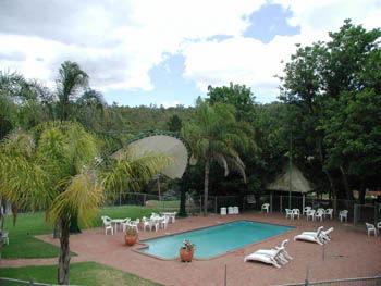 Mundaring Weir Hotel - Accommodation Southport 1