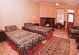 Mundaring Weir Hotel - Accommodation Southport 2