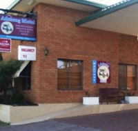 Adelong Motel - Southport Accommodation