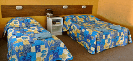 A & A Motel - Accommodation Southport 1