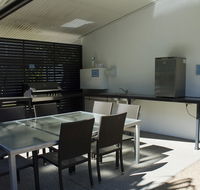 The Bay Apartments - Southport Accommodation