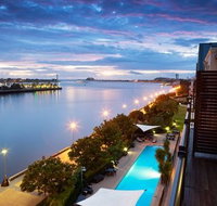 Crowne Plaza Newcastle - Southport Accommodation