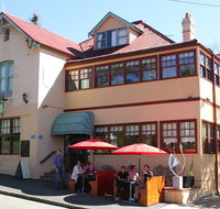 Jamison House And The Rooster Restaurant - Southport Accommodation