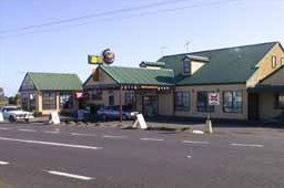 Carleton Inn - Accommodation Southport 0