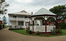 California Manor Bed And Breakfast - - Southport Accommodation 0
