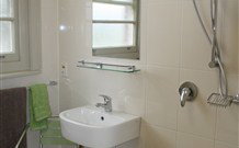 Elm & Wren - Accommodation Southport 6