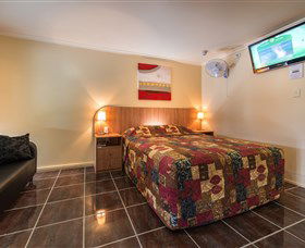 Norman Gardens QLD Southport Accommodation