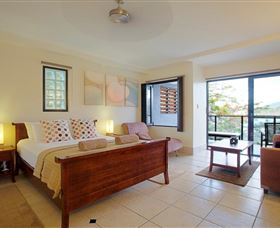 At Waterfront Whitsunday Retreat - Southport Accommodation 3