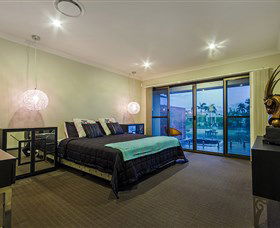 Aqua Palms At Vogue Holiday Homes - Southport Accommodation 3