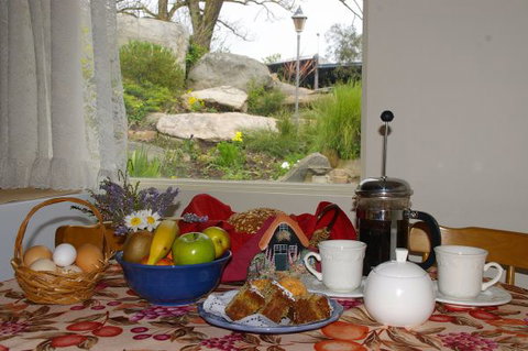 Naimanya Cottage - Accommodation Southport 1