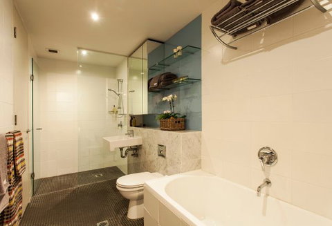 The Essence Of Paddington Living - Accommodation Southport 11