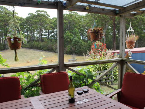 Eagle's Roost Farmstay B&B - Southport Accommodation 3