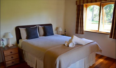 Herons Rise Vineyard Accommodation - Accommodation Southport 1