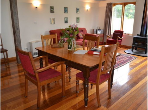 Herons Rise Vineyard Accommodation - Accommodation Southport 5