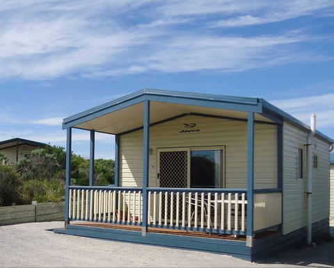 Elliston Waterloo Bay Tourist Park - Accommodation Southport 2
