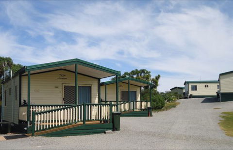 Elliston Waterloo Bay Tourist Park - Accommodation Southport 4