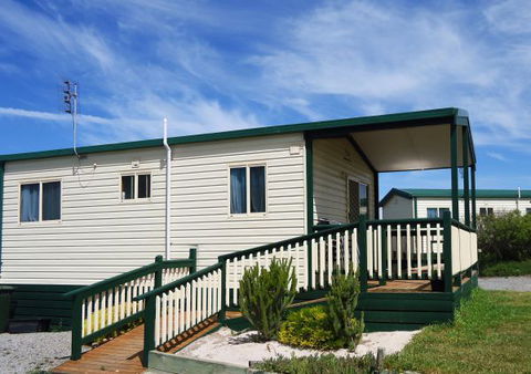 Elliston Waterloo Bay Tourist Park - Accommodation Southport 5