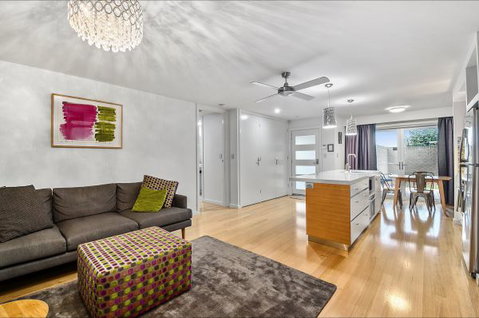 Mount Gambier Accommodation - Southport Accommodation 0