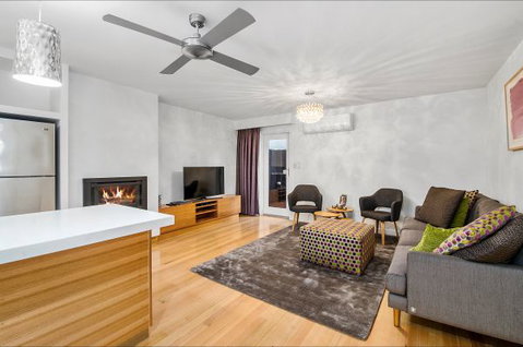 Mount Gambier Accommodation - Southport Accommodation 1