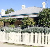 Florennes Heritage Cottage - Southport Accommodation