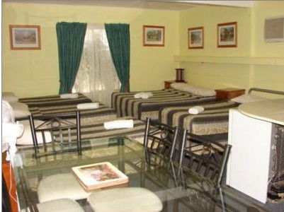 Ardeanal Motel - Southport Accommodation 3
